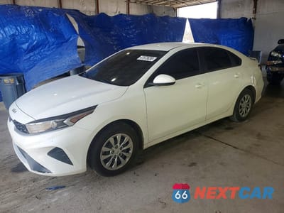 2024 KIA FORTE LX 3KPF24AD0RE728483 - główne zdjęcie licytacji z USA - miniatura