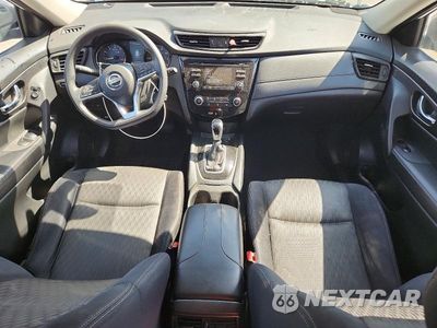 Zdjęcie 8 z 12 samochodu: 2017 NISSAN ROGUE S VIN:JN8AT2MT1HW133732 - miniatura