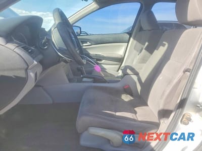 Zdjęcie 7 z 12 samochodu: 2011 HONDA ACCORD LX VIN:1HGCP2F30BA080727 - miniatura
