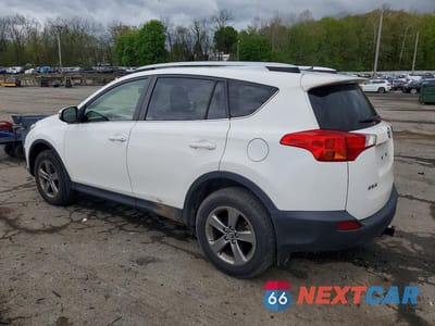 Drugie zdjęcie samochodu z przodu: 2015 TOYOTA RAV4 XLE VIN:JTMRFREV7FD126632 - miniatura