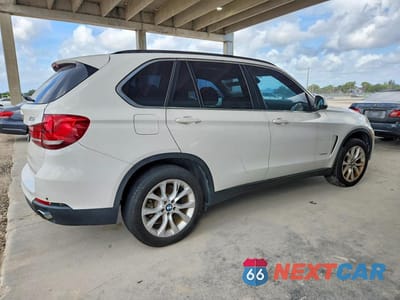 Trzecie zdjęcie samochodu z tyłu: 2016 BMW X5 SDRIVE35I VIN:5UXKR2C59G0R73064 - miniatura