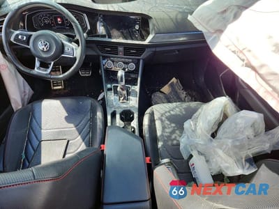 Zdjęcie 8 z 11 samochodu: 2019 VOLKSWAGEN JETTA GLI VIN:3VW6T7BU8KM194221 - miniatura