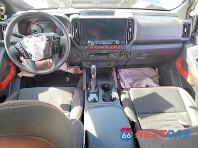 Zdjęcie 8 z 12 samochodu: 2025 NISSAN FRONTIER PRO-4X VIN:1N6ED1EK6SN621885 - miniatura