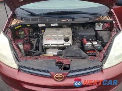 Zdjęcie 11 z 11 samochodu: 2004 TOYOTA SIENNA LE 7 PASSENGER VIN:5TDZA23C64S103478 - miniatura