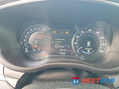 Zdjęcie 9 z 12 samochodu: 2019 LINCOLN MKC RESERVE VIN:5LMCJ3C96KUL38870 - miniatura