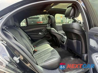 Zdjęcie 7 z 13 samochodu: 2019 MERCEDES-BENZ S 63 AMG 4MATIC VIN:WDDUG8JB8KA453250 - miniatura