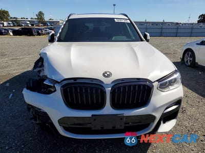 Piąte zdjęcie samochodu w środku: 2018 BMW X3 XDRIVE30I VIN:5UXTR9C54JLC78500 - miniatura