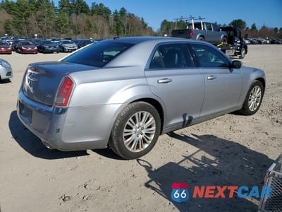 Trzecie zdjęcie samochodu z tyłu: 2014 CHRYSLER 300 VIN:2C3CCARG6EH352890 - miniatura