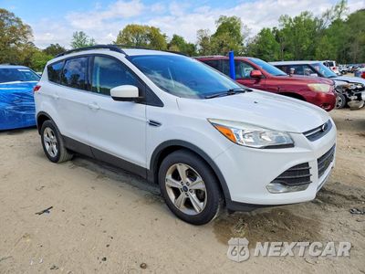 Czwarte zdjęcie samochodu z boku: 2015 FORD ESCAPE SE VIN:1FMCU0G75FUB78505 - miniatura
