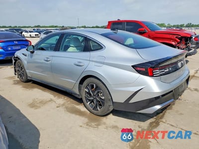 Drugie zdjęcie samochodu z przodu: 2025 HYUNDAI SONATA SEL VIN:KMHL64JA3SA475287 - miniatura