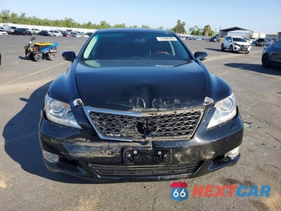 Piąte zdjęcie samochodu w środku: 2010 LEXUS LS 460L VIN:JTHDL5EF6A5002230 - miniatura