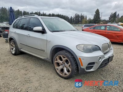 Czwarte zdjęcie samochodu z boku: 2011 BMW X5 XDRIVE35D VIN:5UXZW0C59BL658025 - miniatura