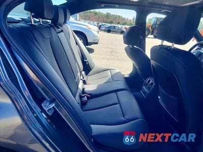 Zdjęcie 10 z 12 samochodu: 2018 BMW 330 XI VIN:WBA8D9G50JNU67093 - miniatura