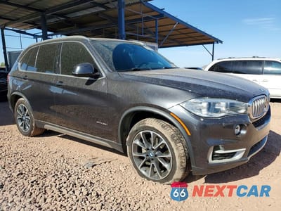 Czwarte zdjęcie samochodu z boku: 2017 BMW X5 SDRIVE35I VIN:5UXKR2C51H0U19776 - miniatura
