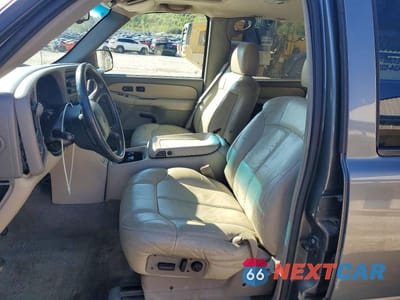 Zdjęcie 7 z 13 samochodu: 2000 CHEVROLET SUBURBAN K1500 VIN:3GNFK16T4YG124962 - miniatura