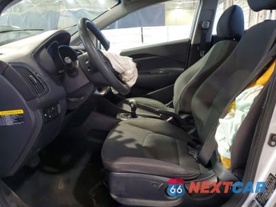 Zdjęcie 7 z 12 samochodu: 2014 KIA RIO LX VIN:KNADM4A32E6387612 - miniatura