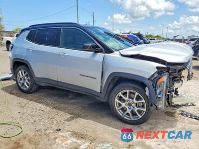 Czwarte zdjęcie samochodu z boku: 2025 JEEP COMPASS LIMITED VIN:3C4NJDCNXST508077 - miniatura