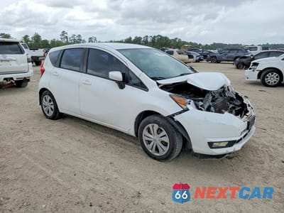 Czwarte zdjęcie samochodu z boku: 2017 NISSAN VERSA NOTE SV VIN:3N1CE2CP2HL357507 - miniatura