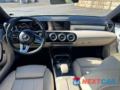 Zdjęcie 8 z 10 samochodu: 2023 MERCEDES-BENZ CLA 250 VIN:W1K5J4GB6PN384130 - miniatura