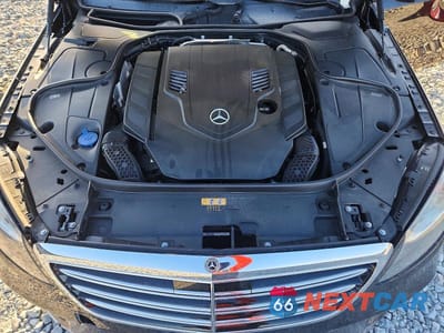 Zdjęcie 11 z 12 samochodu: 2018 MERCEDES-BENZ S 560 VIN:WDDUG8DB0JA385648 - miniatura
