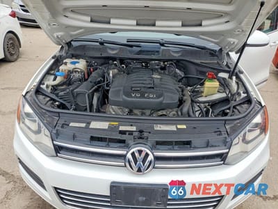 Zdjęcie 12 z 13 samochodu: 2014 VOLKSWAGEN TOUAREG V6 VIN:WVGEF9BP5ED003586 - miniatura