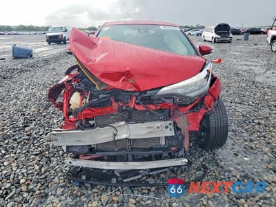 Piąte zdjęcie samochodu w środku: 2021 TOYOTA C-HR XLE VIN:NMTKHMBX0MR126895 - miniatura