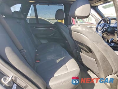 Zdjęcie 10 z 13 samochodu: 2018 BMW X5 SDRIVE35I VIN:5UXKR2C55J0Z14357 - miniatura