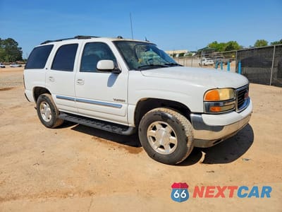 Czwarte zdjęcie samochodu z boku: 2004 GMC YUKON VIN:1GKEC13Z04J279984 - miniatura