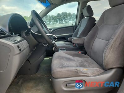 Zdjęcie 7 z 13 samochodu: 2006 HONDA ODYSSEY EX VIN:5FNRL384X6B419281 - miniatura