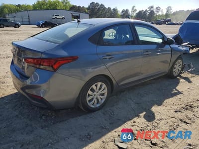 Trzecie zdjęcie samochodu z tyłu: 2020 HYUNDAI ACCENT SE VIN:3KPC24A62LE103370 - miniatura
