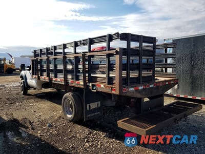 Drugie zdjęcie samochodu z przodu: 2015 FORD F450 SUPER DUTY FLATBED TRUCK VIN:1FDTF4GY4FEA53323 - miniatura