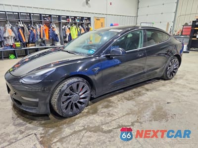 2021 TESLA MODEL 3 5YJ3E1EC7MF044608 - główne zdjęcie licytacji z USA - miniatura