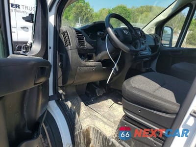 Zdjęcie 8 z 13 samochodu: 2023 RAM PROMASTER 3500 3500 HIGH VIN:3C6MRVHG1PE574279 - miniatura
