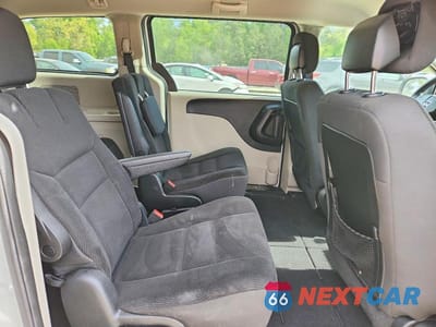 Zdjęcie 11 z 13 samochodu: 2019 DODGE GRAND CARAVAN SE VIN:2C4RDGBG3KR669547 - miniatura