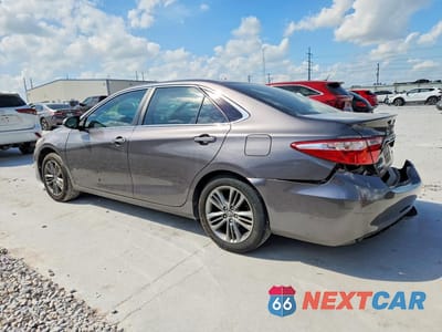 Drugie zdjęcie samochodu z przodu: 2017 TOYOTA CAMRY SE VIN:4T1BF1FK1HU371917 - miniatura