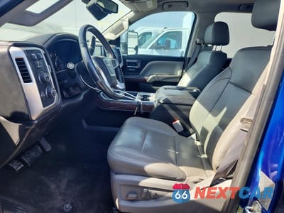 Zdjęcie 7 z 13 samochodu: 2015 GMC SIERRA K3500 SLT VIN:1GT423E89FF669563 - miniatura
