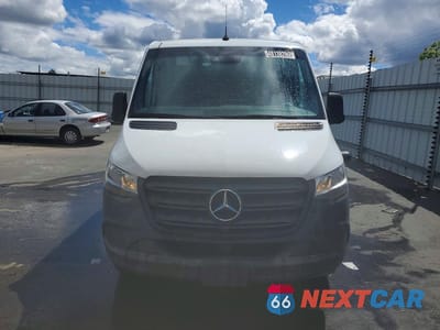 Piąte zdjęcie samochodu w środku: 2022 MERCEDES-BENZ SPRINTER 1500 VIN:W1Y70BGY9NT089221 - miniatura