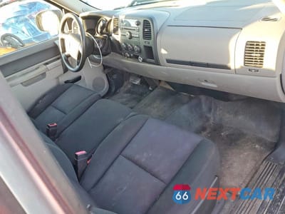 Zdjęcie 8 z 11 samochodu: 2013 CHEVROLET SILVERADO C1500 VIN:1GCNCPEX4DZ394910 - miniatura