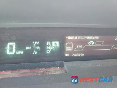 Zdjęcie 9 z 13 samochodu: 2015 TOYOTA PRIUS TWO VIN:JTDKN3DU5F1974830 - miniatura