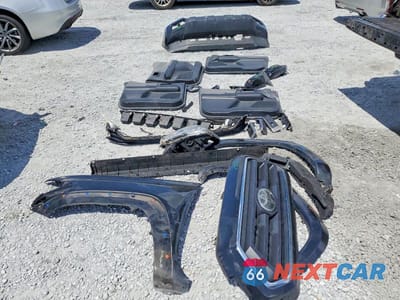 Zdjęcie 12 z 13 samochodu: 2020 TOYOTA TACOMA SR5 V6 VIN:3TMAZ5CN4LM136342 - miniatura