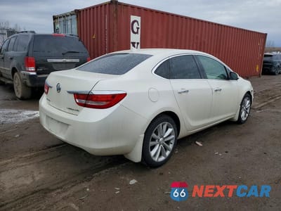 Trzecie zdjęcie samochodu z tyłu: 2014 BUICK VERANO VIN:1G4PP5SK2E4226915 - miniatura