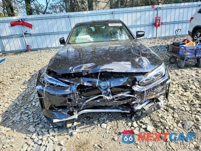 Piąte zdjęcie samochodu w środku: 2024 BMW I4 XDRIVE 40 VIN:WBY83FB08RFS58415 - miniatura