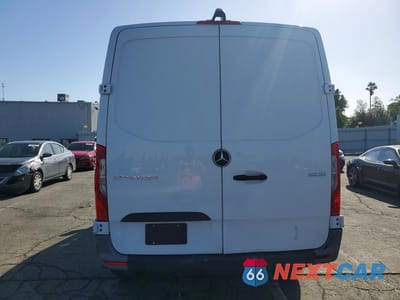 Zdjęcie 6 z 13 samochodu: 2022 MERCEDES-BENZ SPRINTER 1500 VIN:W1Y70BGY4NT087912 - miniatura