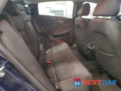 Zdjęcie 10 z 12 samochodu: 2020 CHEVROLET MALIBU LT VIN:1G1ZD5ST1LF058709 - miniatura
