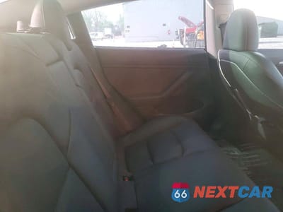 Zdjęcie 10 z 11 samochodu: 2023 TESLA MODEL 3 VIN:5YJ3E1EAXPF625281 - miniatura