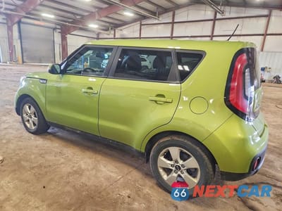 Drugie zdjęcie samochodu z przodu: 2017 KIA SOUL BASE VIN:KNDJN2A21H7882753 - miniatura