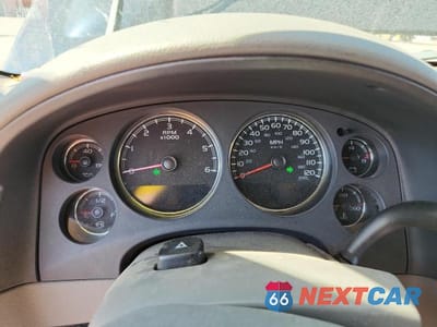 Zdjęcie 9 z 13 samochodu: 2007 CHEVROLET SUBURBAN C1500 VIN:3GNFC16067G266473 - miniatura