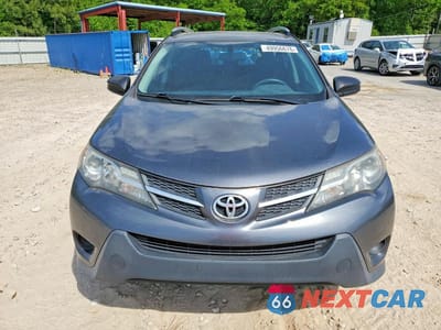 Piąte zdjęcie samochodu w środku: 2015 TOYOTA RAV4 LE VIN:JTMZFREV9FD077188 - miniatura