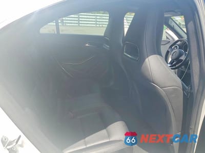 Zdjęcie 10 z 12 samochodu: 2018 MERCEDES-BENZ CLA 250 VIN:WDDSJ4EB6JN682254 - miniatura