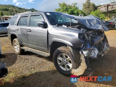 Czwarte zdjęcie samochodu z boku: 2022 TOYOTA 4RUNNER SR5 VIN:JTEMU5JR7N6068571 - miniatura